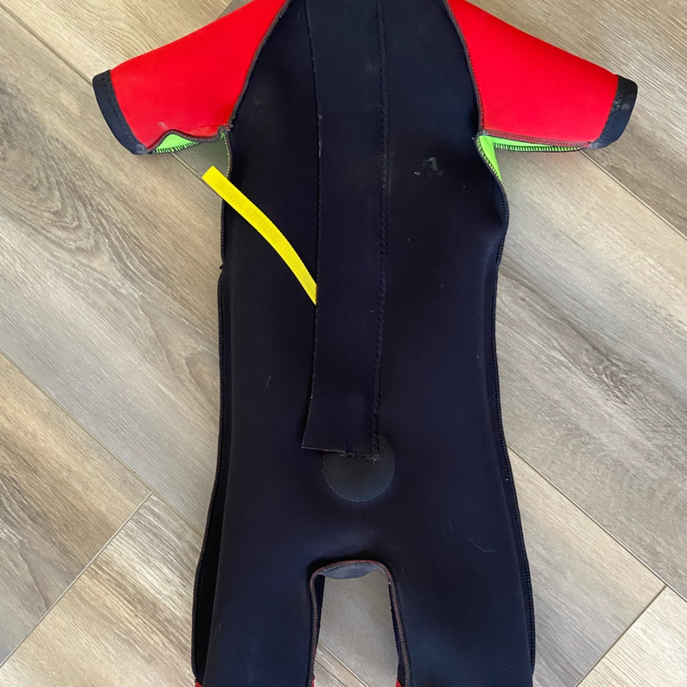 DISNEY x BODY GLOVE CHILDREN’S WETSUIT - Picture 10 of 10